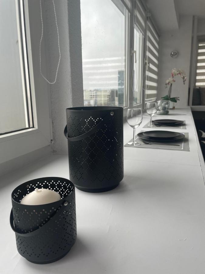 Apartamenty W Centrum Warszawy Varsó Kültér fotó